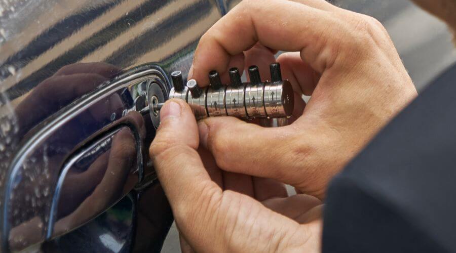 Professional residential roofers in Neosho Rapids, KS